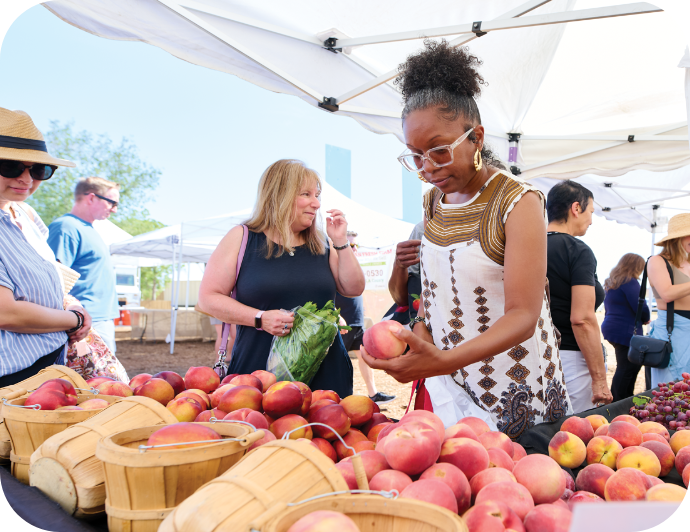 Weekly Farmers Market at The Porch